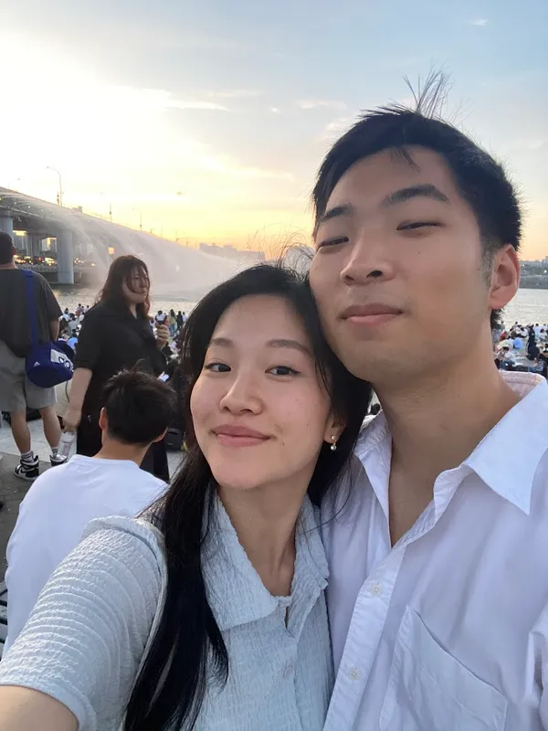 Anne and I at Banpo bridge in Seoul, June 2023